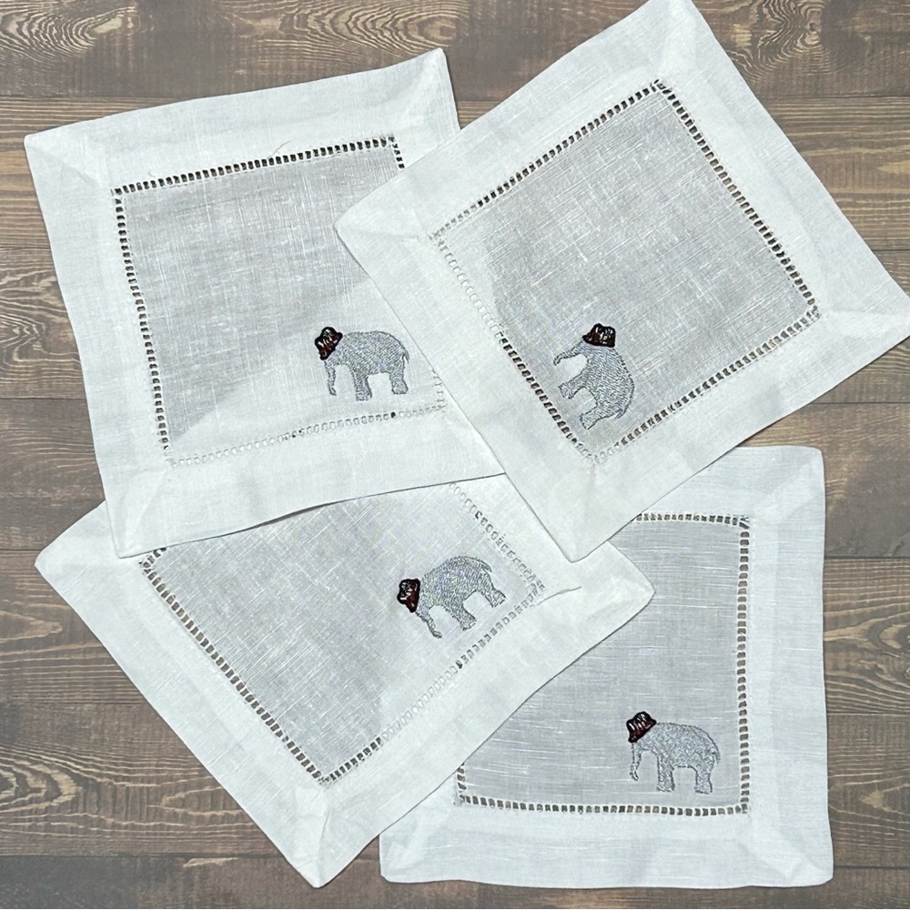 New set of 4 embroidered Houndstooth elephant cocktaill napkins